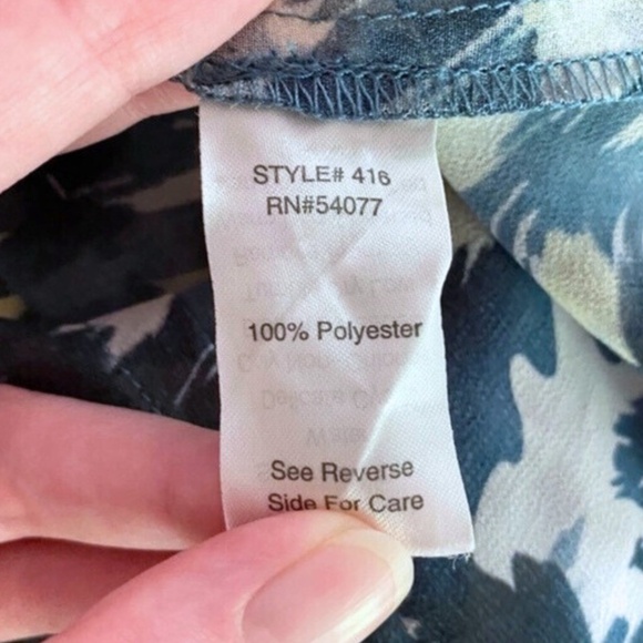 CAbi #416 Avery Tunic Top Blouse Small - Picture 11 of 13